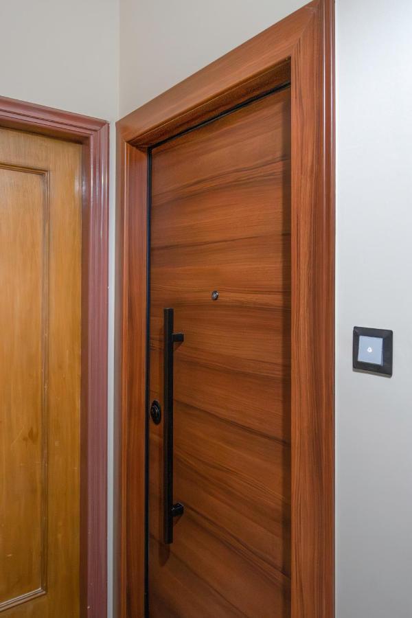 Luxury Studio Apartment In The Heart Of أثينا المظهر الخارجي الصورة
